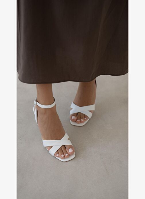 Napa Beyaz Hakiki Deri Topuklu Ayakkabı - Görsel 3