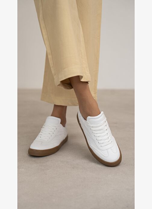 Faye Beyaz Düz Taban Kadın Bağcıklı Spor Ayakkabı - Görsel 3