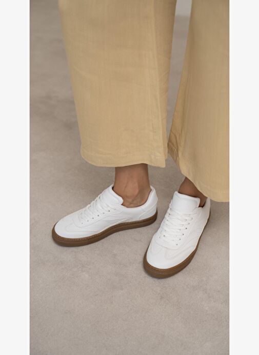 Faye Beyaz Düz Taban Kadın Bağcıklı Spor Ayakkabı - Görsel 6