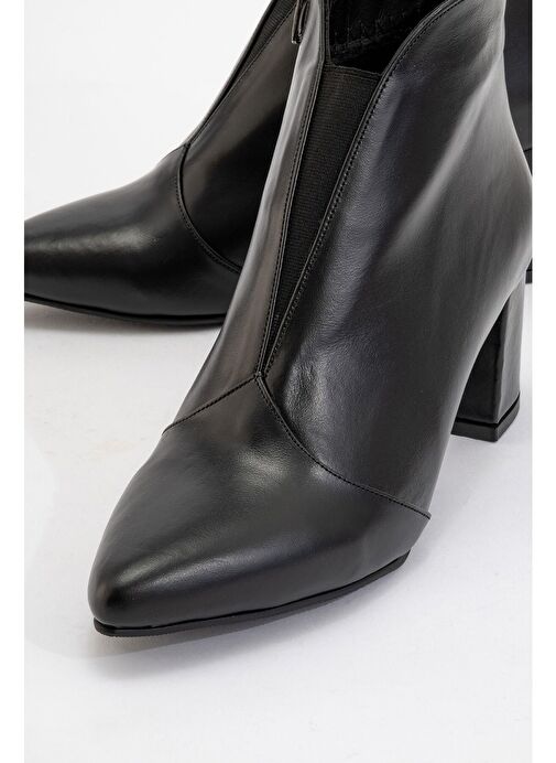 FİNDA Siyah Hakiki Deri Kadın Kalın Topuklu Bot - Görsel 4