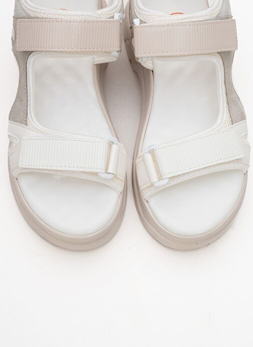 4740 Beyaz Beyaz Rugan Kadın Sandalet - Görsel 3