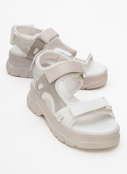 4740 Beyaz Beyaz Rugan Kadın Sandalet - Görsel 2