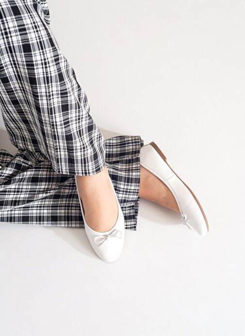 01 Beyaz Cilt Hakiki Deri Kadın Babet Ayakkabı - Görsel 7