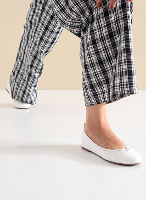 01 Beyaz Cilt Hakiki Deri Kadın Babet Ayakkabı - Görsel 8