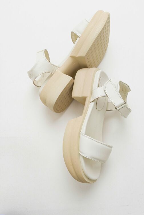 SWAN Krem Kadın Deri Sandalet - Görsel 3