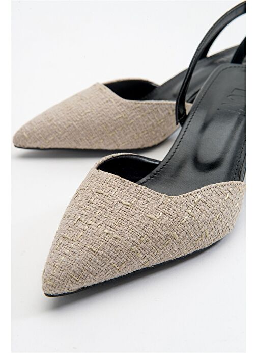 OVER Siyah Bej Tüvit Sivri Burun Kısa Topuklu Kadın Ayakkabı - Görsel 4