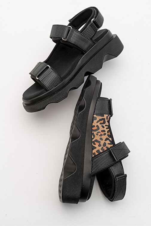 TEDY Siyah Desenli Kadın Sandalet - Görsel 3