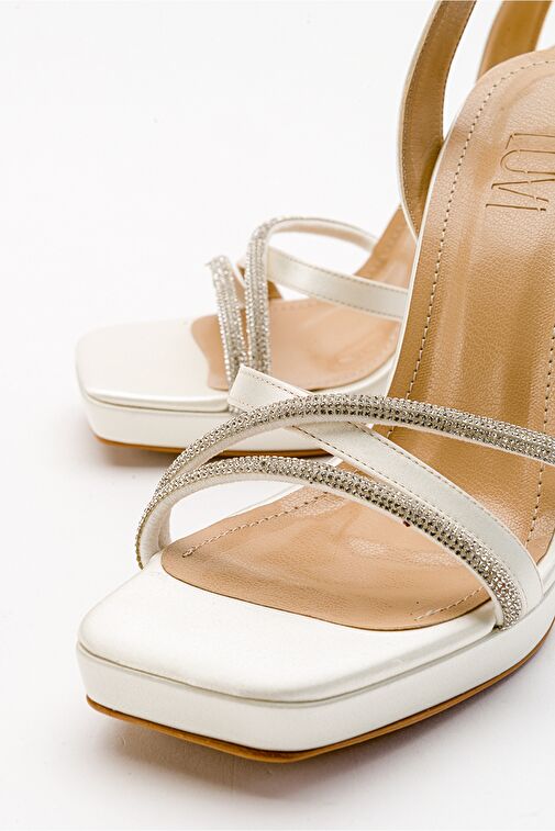 OSEA Ekru Bej Saten Kadın Topuklu Ayakkabı - Görsel 5