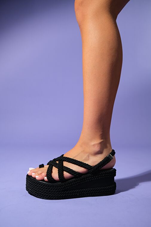JUNEY Siyah Kadın İpli Dolgu Topuk Sandalet - Görsel 3
