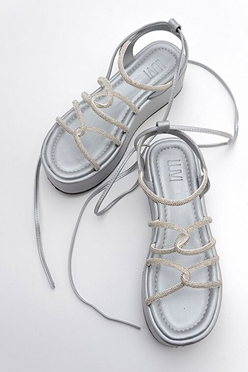 TİTAN Gri Taşlı Kadın Bilekten Bağlamalı Kalın Taban Sandalet - Görsel 6