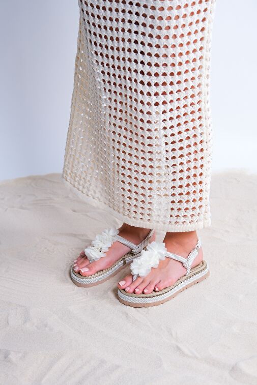 SANTRA Bej Kadın Parmak Arası İpli Sandalet - Görsel 8