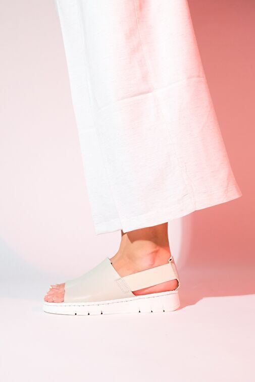 LONDOİ Bej Cilt Hakiki Deri Lastikli Kadın Sandalet - Görsel 6