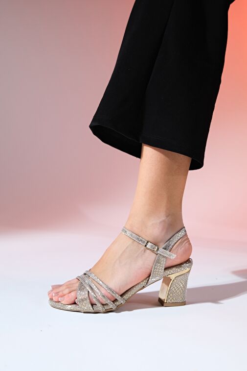 LOTA Altın Desenli Kadın Kalın Topuklu Abiye Ayakkabı - Görsel 2