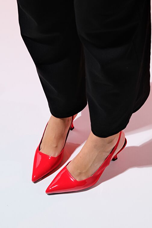 FLEM Kırmızı Rugan Kadın Sivri Burun Arkası Açık İnce Topuklu Ayakkabı - Görsel 4