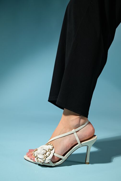 PUBLİ Bej Cilt Kadın İnce Topuklu Ayakkabı - Görsel 4