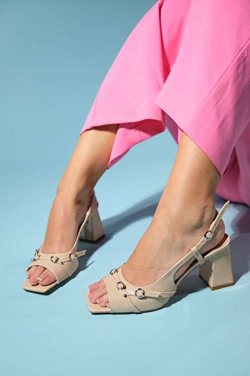 PANDIA Bej Rugan Tokalı Kadın Kalın Topuklu Sandalet - Görsel 2