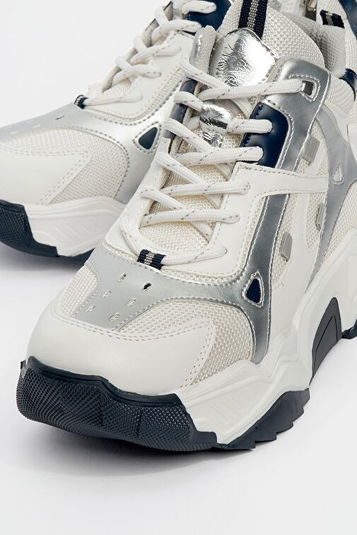 LOWEL Beyaz Laci Fermuarlı ve Bağcıklı Kadın Spor Bot - Görsel 4