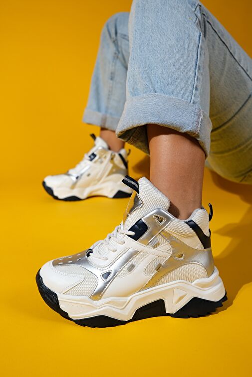 LOWEL Beyaz Laci Fermuarlı ve Bağcıklı Kadın Spor Bot - Görsel 6