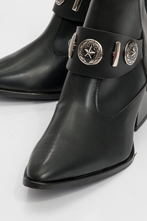 KENDA Siyah Cilt Arkadan Fermuarlı Tokalı Kadın Kalın Topuklu Bot - Görsel 4