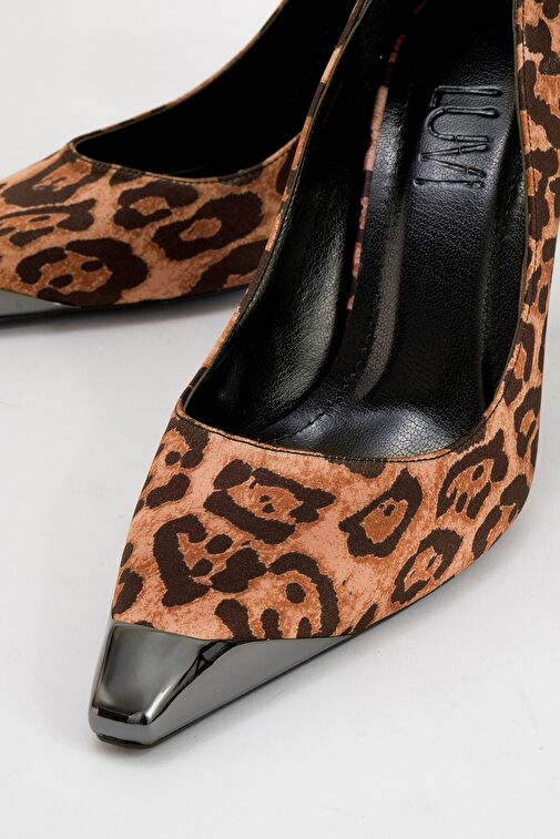 BRELO Siyah Sarı Desenli Kadın Yüksek Topuklu Ayakkabı - Görsel 4