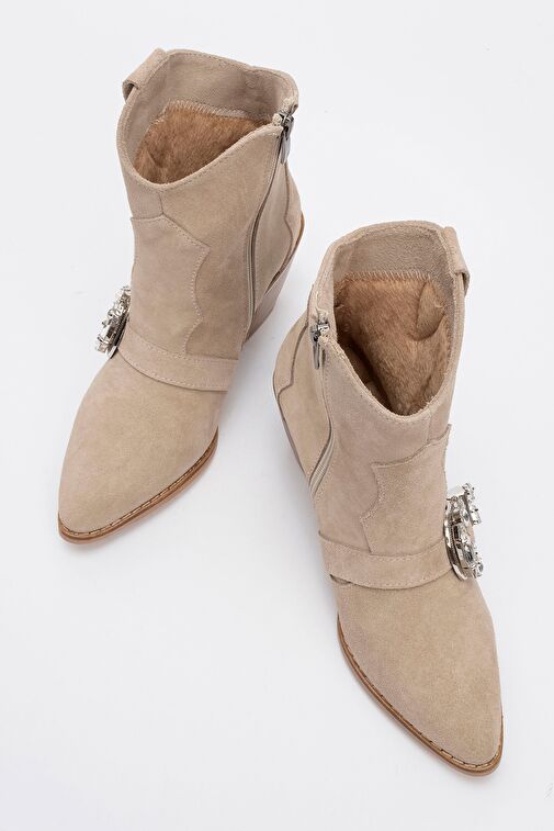 ANY Bej Taşlı Hakiki Deri Süet Kadın Topuklu Bot - Görsel 3