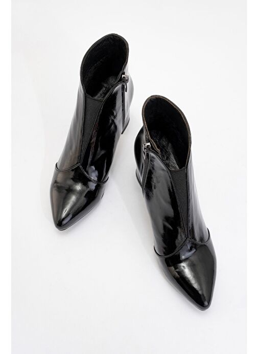 FİNDA Siyah Rugan Hakiki Deri Kadın Kalın Topuklu Bot - Görsel 3