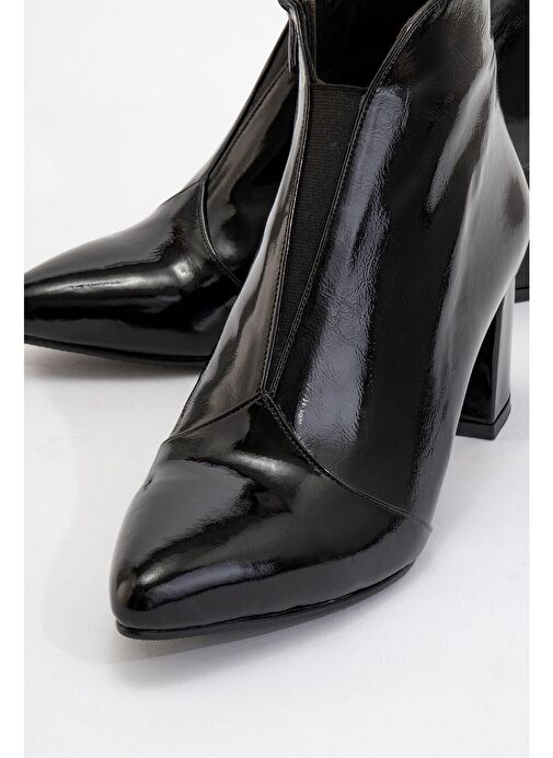 FİNDA Siyah Rugan Hakiki Deri Kadın Kalın Topuklu Bot - Görsel 4