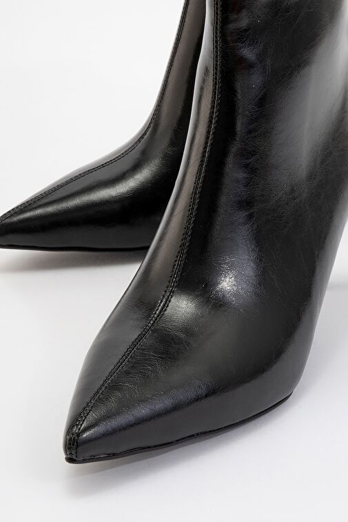 NOYA Siyah Cilt Sivri Burun Kadın İnce Topuklu Bot - Görsel 4