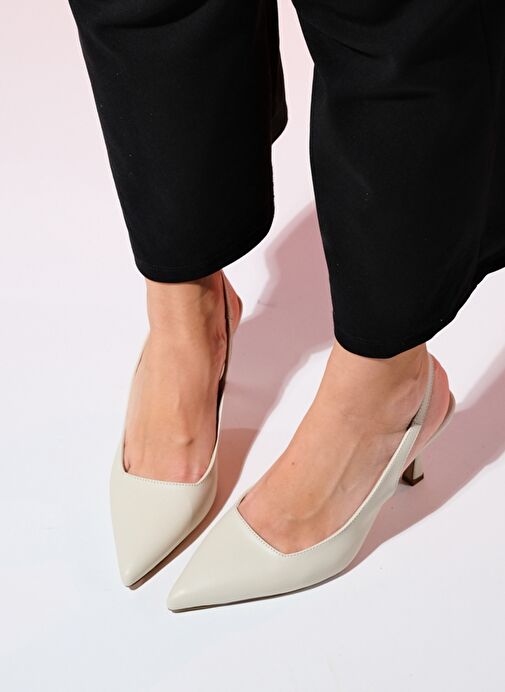 FLEM Ekru Cilt Kadın Sivri Burun Arkası Açık İnce Topuklu Ayakkabı - Görsel 6
