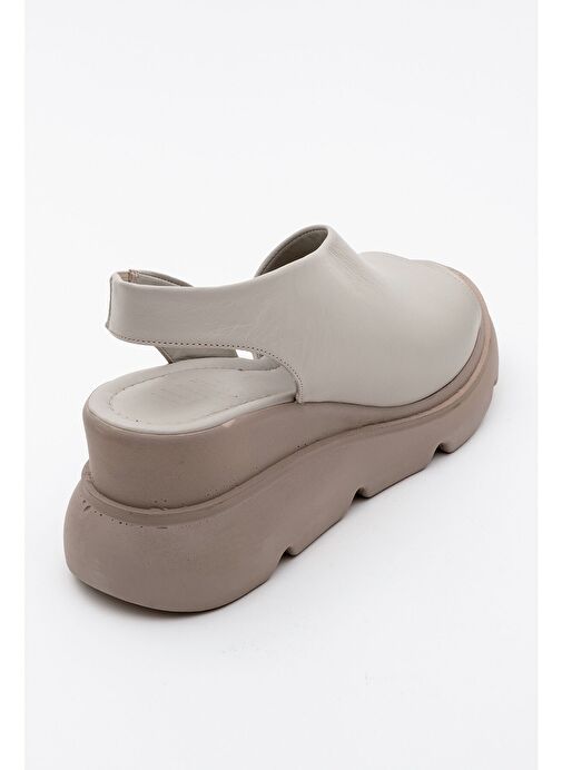 AGUSTO Taş Cilt Hakiki Deri Kadın Dolgu Topuk Sandalet - Görsel 5