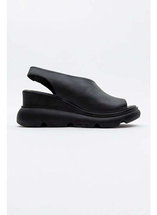 Luvi Shoes Luvi Shoes AGUSTO Siyah Cilt Hakiki Deri Kadın Dolgu Topuk Sandalet Boyner'de! Siyah - 6. görsel