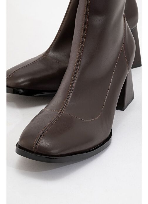 PLESA Koyu Kahverengi Kadın Kalın Topuklu Bot - Görsel 4