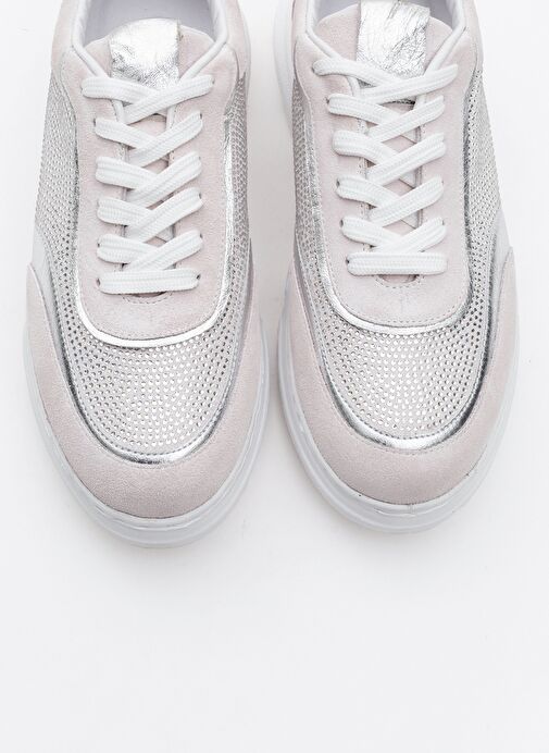 PABLO Beyaz Süet Gümüş Taşlı Hakiki Deri Kalın Tabanlı Kadın Spor Ayakkabı - Görsel 3