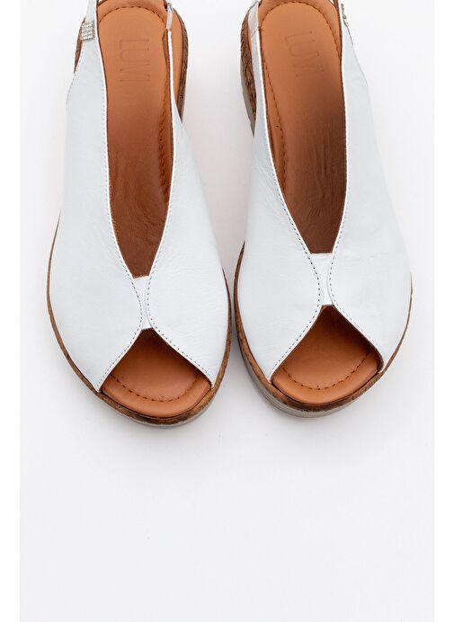 BLOM Beyaz Hakiki Deri Kadın Dolgu Topuk Sandalet - Görsel 3