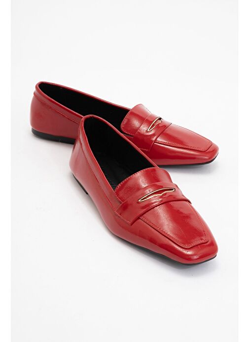 IRIDESSA Kırmızı Rugan Hakiki Deri Tokalı Küt Burun Kadın Loafer Ayakkabı - Görsel 2