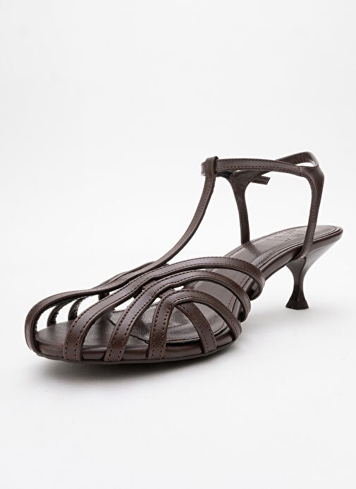 FELİP Kahve Cilt Bantlı Kadın Kısa Topuklu Ayakkabı - Görsel 5