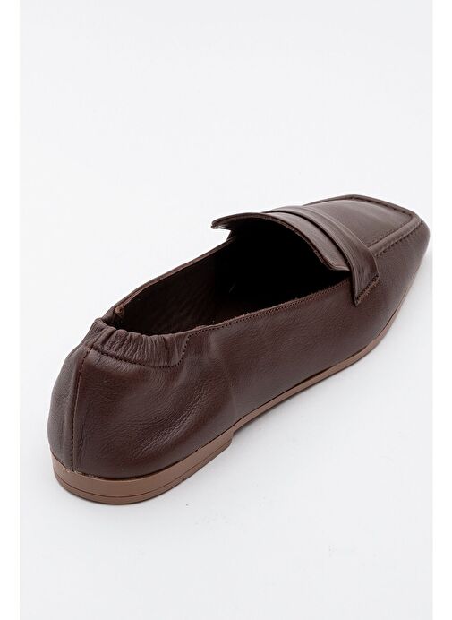 LİEPA Kahverengi Cilt Hakiki Deri Arkası Lastikli Küt Burunlu Kadın Loafer Ayakkabı - Görsel 5