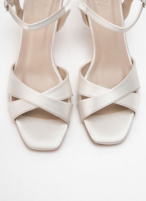 MELİN Sedef Saten Çapraz Bantlı Kadın Topuklu Ayakkabı - Görsel 3