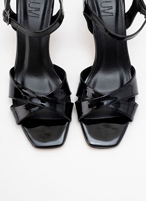 MELİN Siyah Rugan Çapraz Bantlı Kadın Topuklu Ayakkabı - Görsel 3