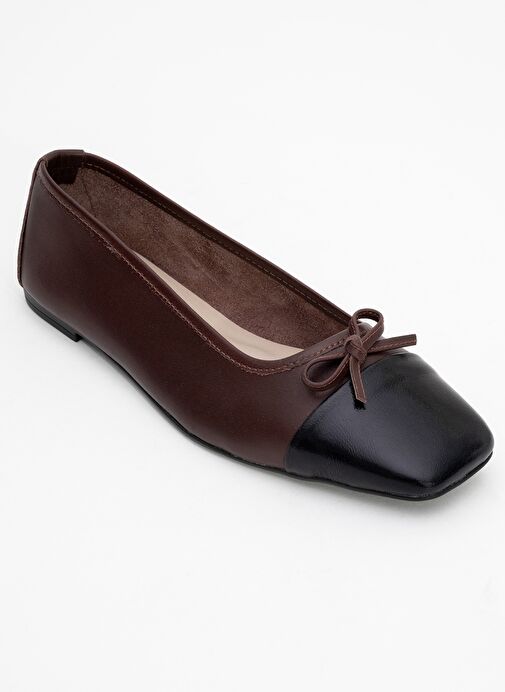 ROMY Kahverengi-Siyah Cilt Hakiki Deri Küt Burunlu Fiyonklu Kadın Babet Ayakkabı - Görsel 4