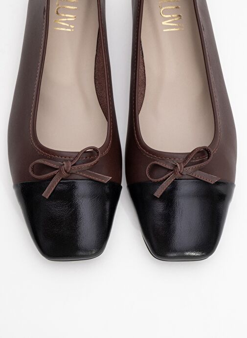 ROMY Kahverengi-Siyah Cilt Hakiki Deri Küt Burunlu Fiyonklu Kadın Babet Ayakkabı - Görsel 3