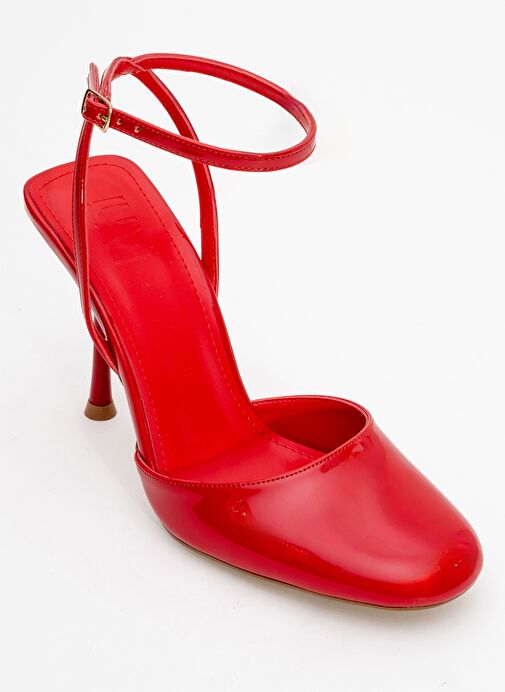 BLUES Kırmızı Rugan Yuvarlak Burun Bilekten Bağlamalı Kadın Yüksek Topuklu Ayakkabı - Görsel 4