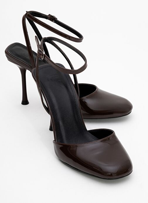 BLUES Kahverengi Rugan Yuvarlak Burun Bilekten Bağlamalı Kadın Yüksek Topuklu Ayakkabı - Görsel 2