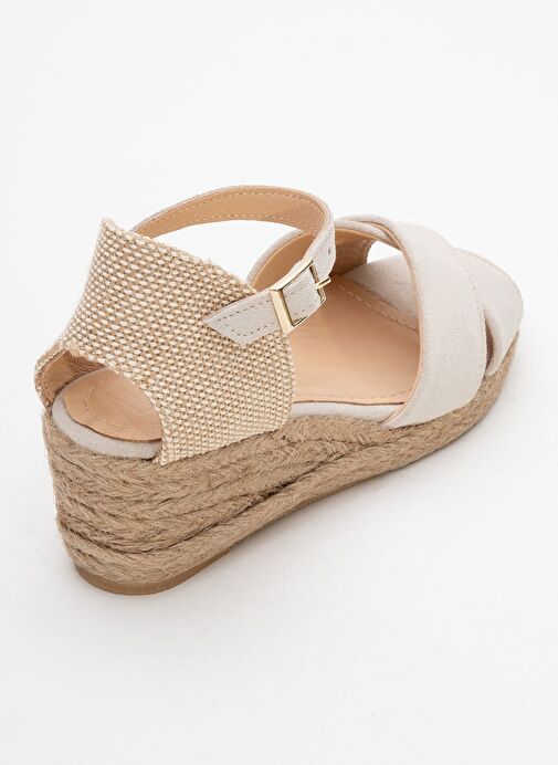 MİRİA Bej Süet Hakiki Deri Çapraz Bantlı Kadın Dolgu Topuklu Sandalet - Görsel 6