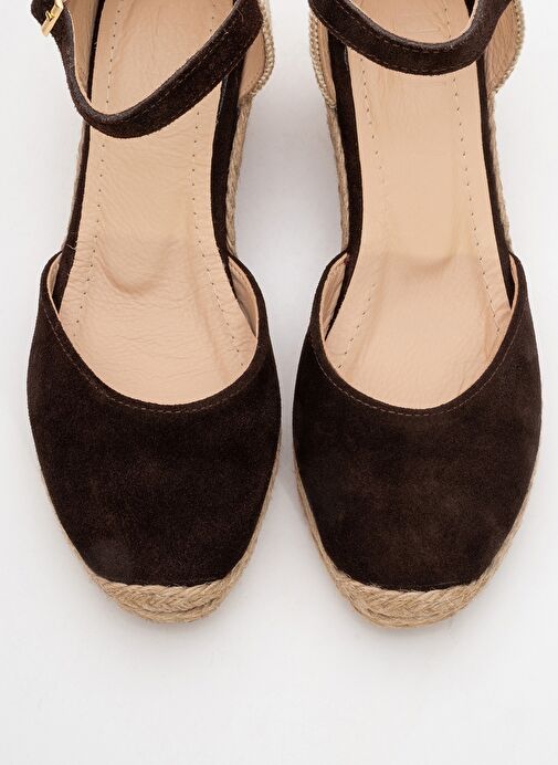 ALDEA Kahverengi Süet Hakiki Deri Kadın Dolgu Topuk Sandalet - Görsel 3