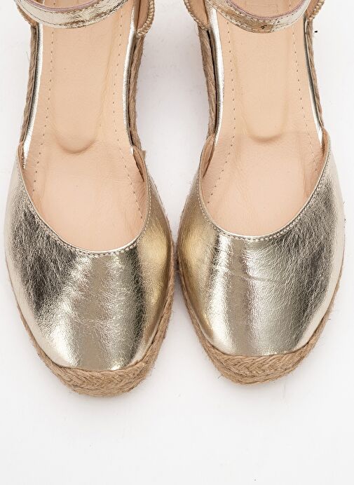 ALDEA Altın Hakiki Deri Kadın Dolgu Topuk Sandalet - Görsel 3