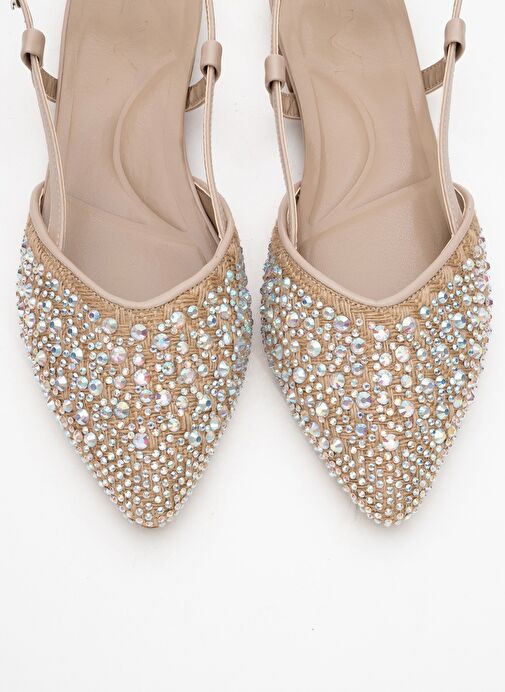 HELLY Bej Hasır Taşlı Önü Kapalı Kadın Sandalet - Görsel 3