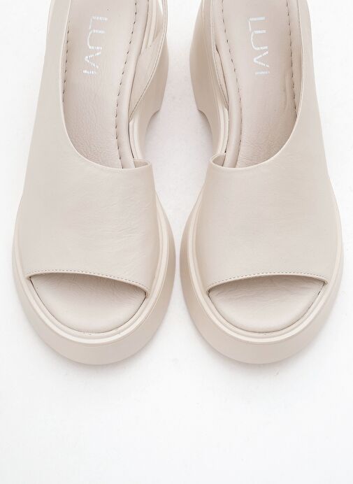 ROY Ekru Cilt Hakiki Deri Kadın Dolgu Topuklu Sandalet - Görsel 3