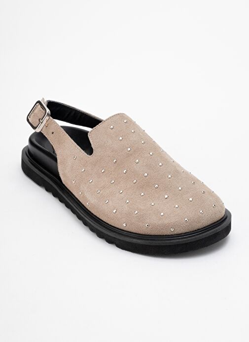 OUR Bej Hakiki Deri Süet Zımbalı Burnu Kapalı Kadın Sandalet - Görsel 4