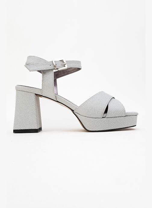 LİSBON Gümüş Simli Çapraz Bantlı Kadın Platform Topuklu Ayakkabı - Görsel 7